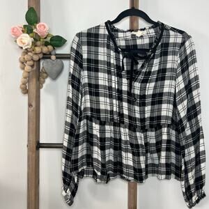 Onetheland Long Sleeve Black White‎ Smocked Plaid Size Large